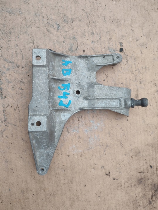 right engine mount Audi 03G131159B