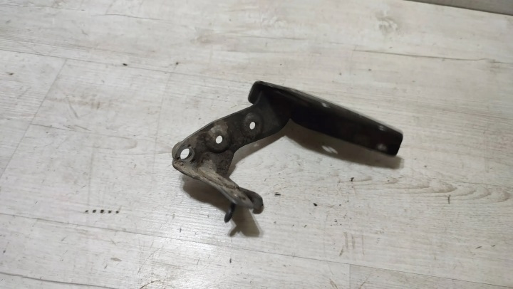 Mercedes-Benz A-classa W176 17r. 1.5cdi bracket holder pogrzewacza of water