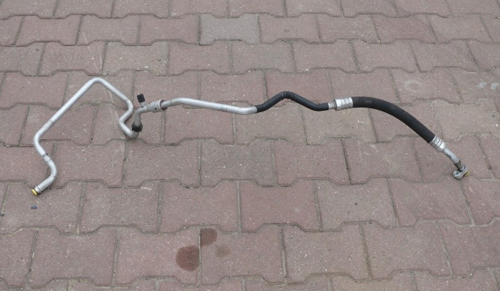 Tuyau flexible Conduit pieces tuyaux Climatisateur air conditionné VW PHAETON 3.2 FSI AYT EU