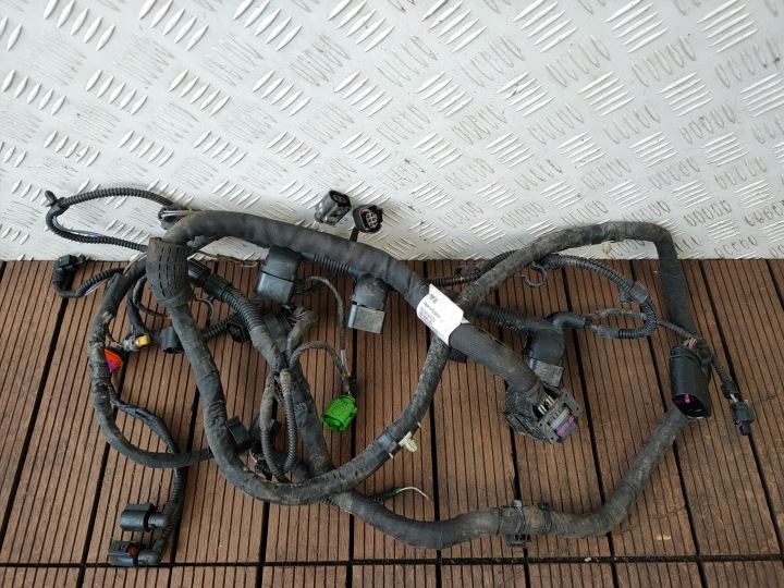 VW SCIROCCO III 08-17 2.0 TSI bundle motor wiring 06J972619CD