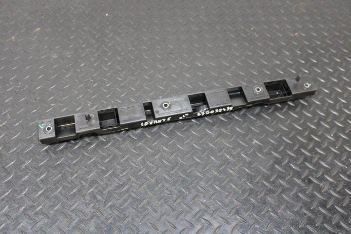 stoßstangenhalterung Halter DER SCHWELLE links MASERATI LEVANTE M161 670032479