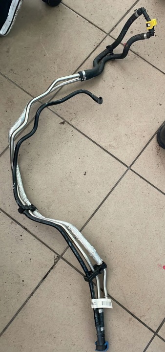 vedení hadice JAGUAR F-PACE GX73-9J280-CD