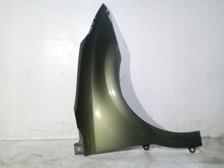 Citroen C4 and 3D fender right LQQ