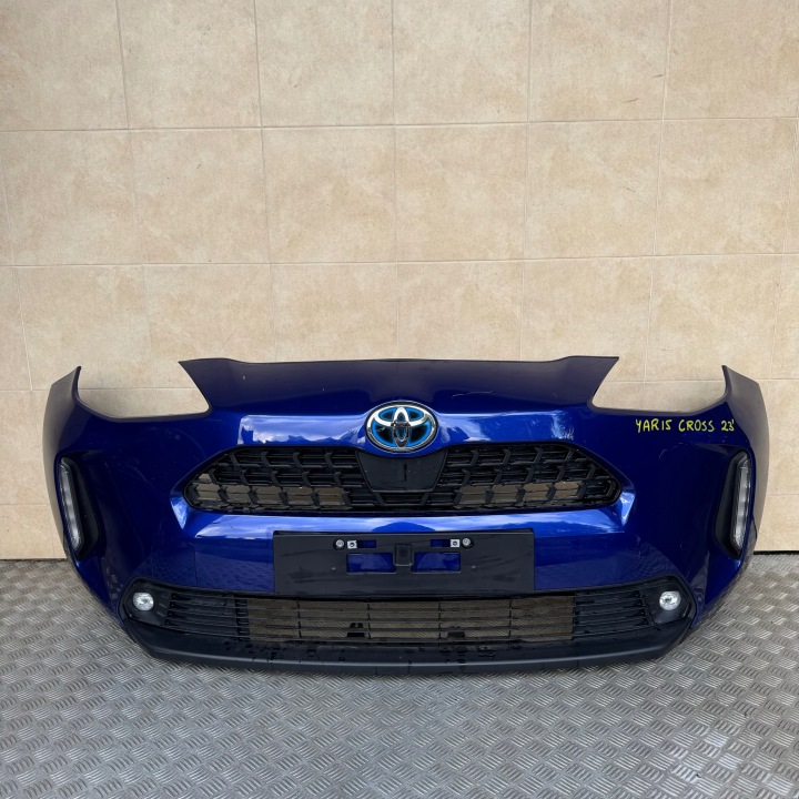PARAURTI ANTERIORE COMPLETO TOYOTA YARIS CROSS 2023 ROK HYBRID