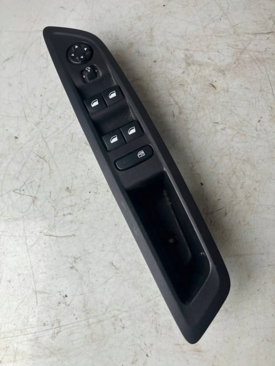window control switch of mirrors CITROEN C4 III 98349233ZD left front