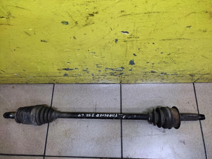 SUBARU FORESTER 2.5 Antriebswelle links heck