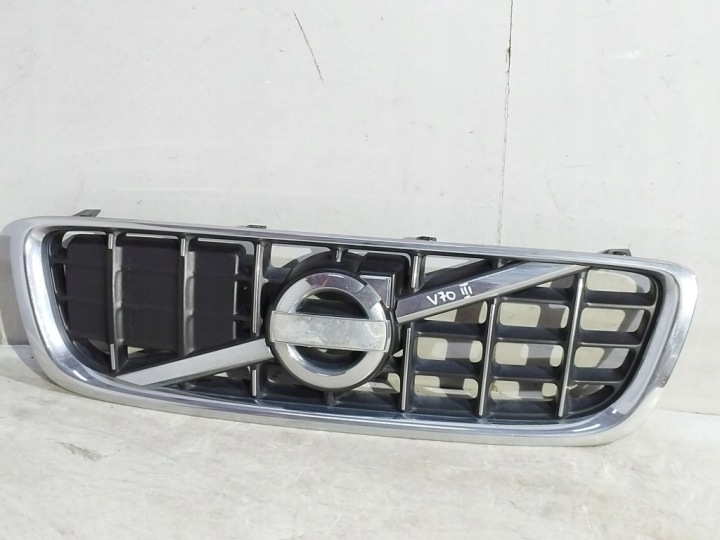 Volvo V70 III 3 lift maska maska maska pod radar