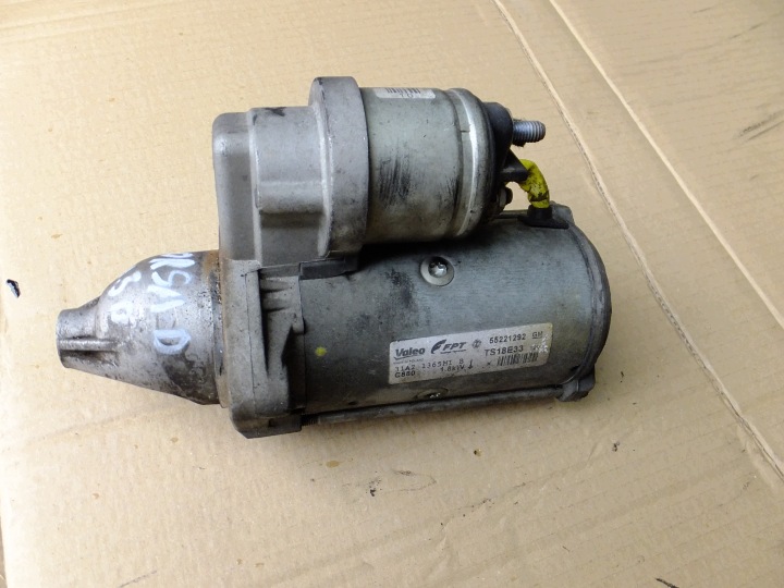 önindító opel corsa d 1,3 cdti 55221292