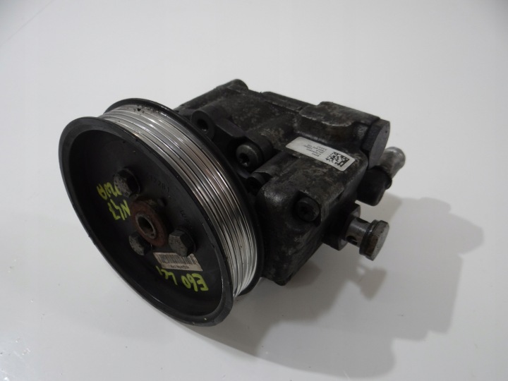 BMW E60 LIFT 2.0D servo pump 6780848