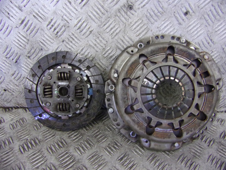 disco di pressione frizione NISSAN MICRA K12 1.2 B