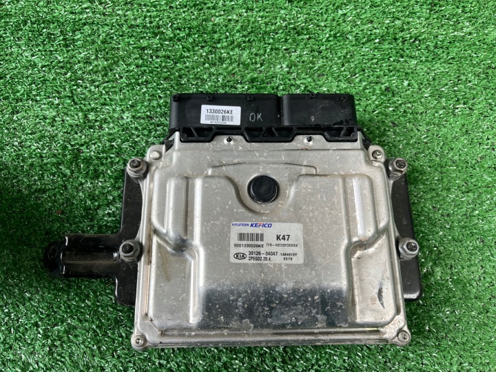 Computer DES MOTORS Bedienteil KIA STONIC 2018 1.0 T-GDI 39128-04047