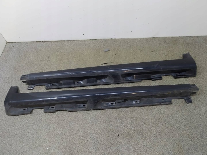 Kryt PRAHU lišta ľavá pravá krytka 454-46 Volvo C30 a (2006-2013)