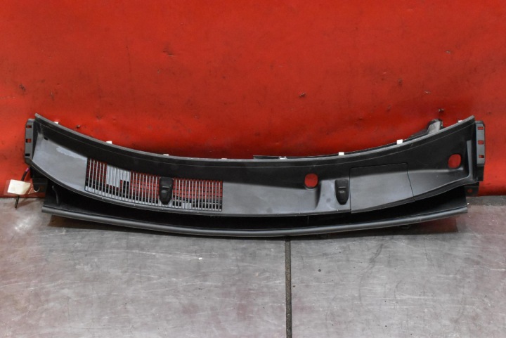 Griglia gocciolatoio EU 55708-118290A0 TOYOTA YARIS CROSS 20-25