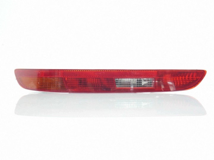 feu W pare choc droite arrière droit arrière AUDI Q3 8U 8U0945096