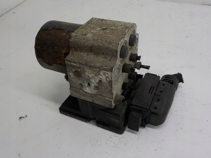RENAULT TRAFIC II pump ABS 8200511146 15113903E 15052203 54084793B