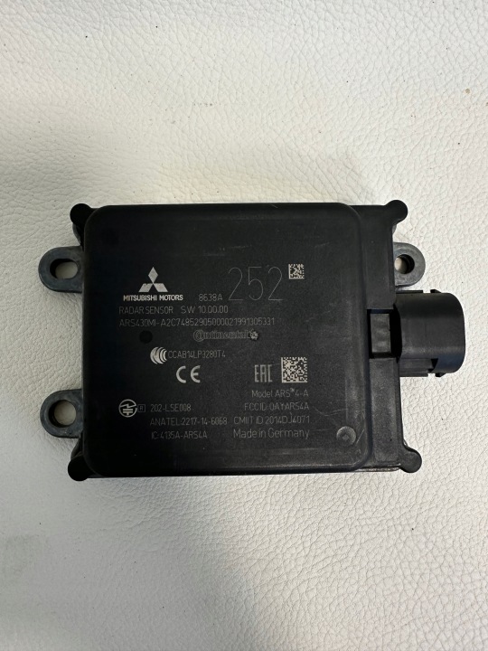 Mitsubishi Eclipse Cross radar sensor 8638A252