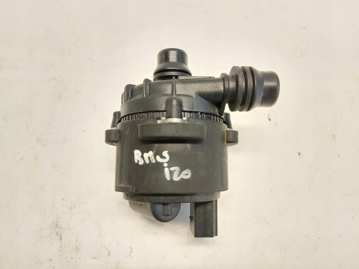 BMW iX i20 2023, Xdrive50 Pumpe des Umlaufs des Wassers 945503905