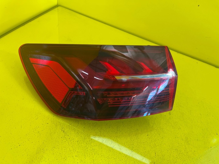 licht hinten links Audi A4 B9 LIFT KOMBI MATRIX LED 8W9945091AA