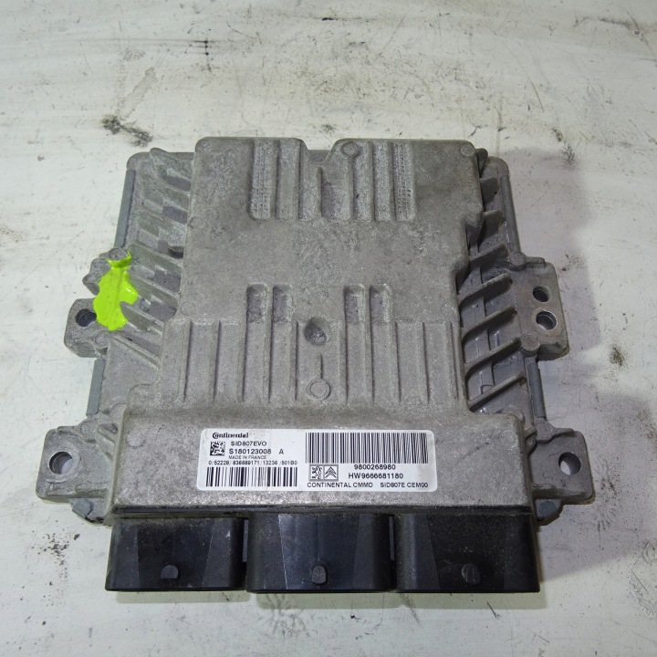 CITROEN DS4 1.6EHDI Computer Bedienteil 9800268980