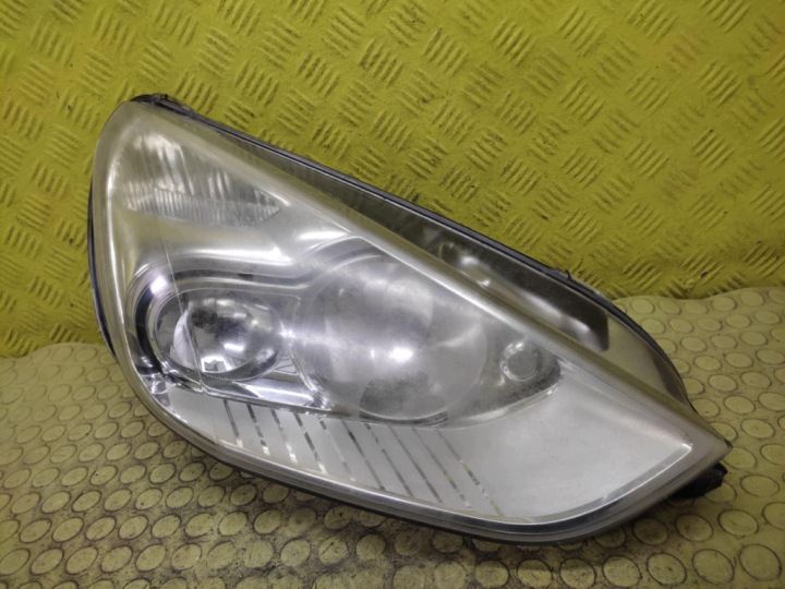FORD S-MAX REFLEKTOR světlo pravý předek 6M2113W029BF