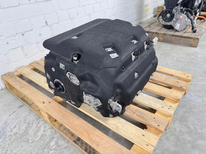 BMW i4 2025 Rear Electric motor EV 5B60B52 9