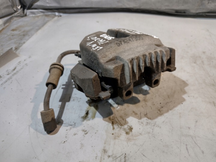 Bremssattel Bremse Sattel Brems- links vorne BMW E90 2,0D (M47)