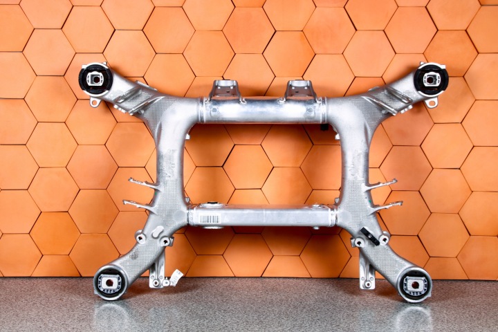 BMW G14 G15 Achsträger Fahrschemel träger heck hinten 6873232