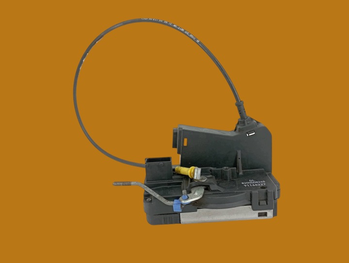 lock door right front 8200008248 Renault Trafic II (2001-2014)