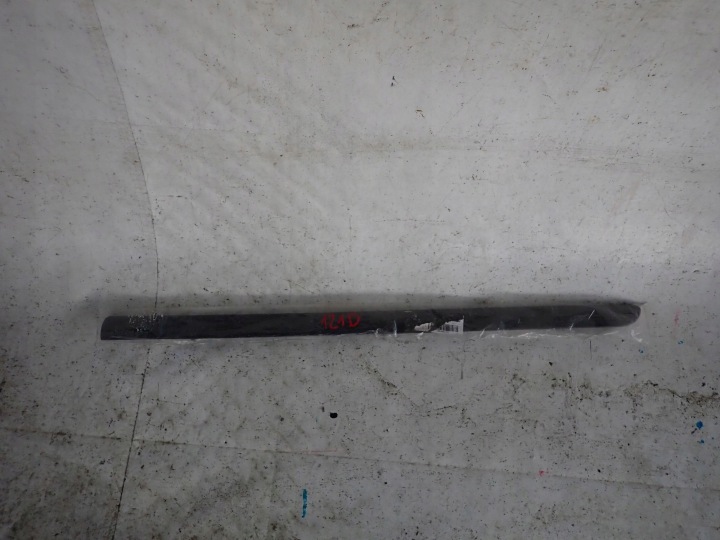 PEUGEOT 3008 II 5008 II 16- moulding door left front front