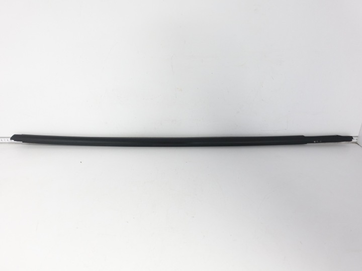PORSCHE 992 911 18-23 lišta prachova Okná dvere pravá predok 9928375120
