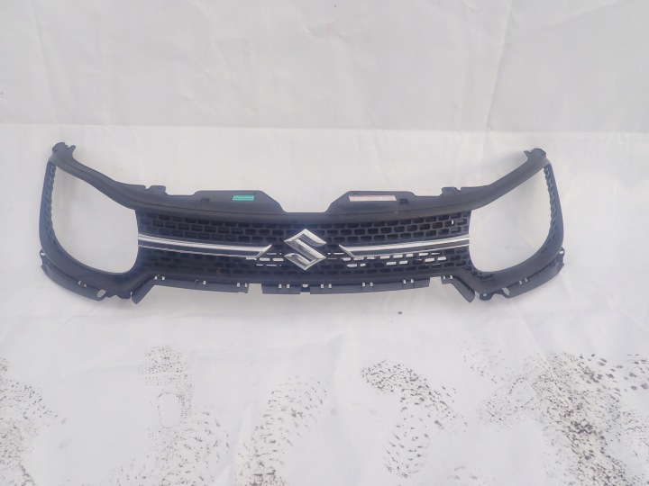 SUZUKI IGNIS 14-> Grille Grille/masque Radiateur