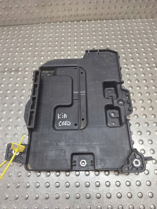 držiak akumulátora KIA CEED II 12-17 37150-A2500