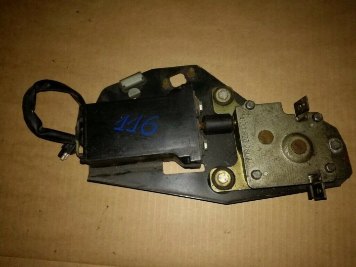 MOTOR SCHIEBEDACH MERCEDES W116 W108 0008202807