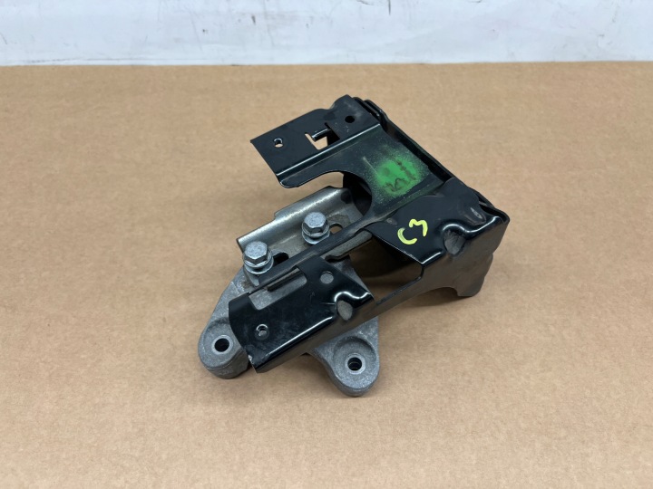 Citroen C3 III 1.2 VTi Getriebehalter getriebe 9684612280 9810216980