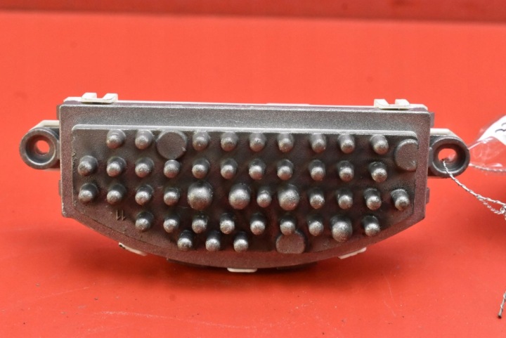 Résistance, rhéostat, régulateur Bouches buses OPORNIK OPORNICA 9276112 BMW F30 F31 11-16