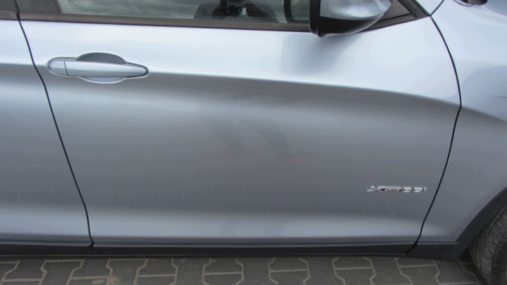 BMW X3 F25 vorne rechts 896 Tür BLUE WATER rechts vorne 41527238695