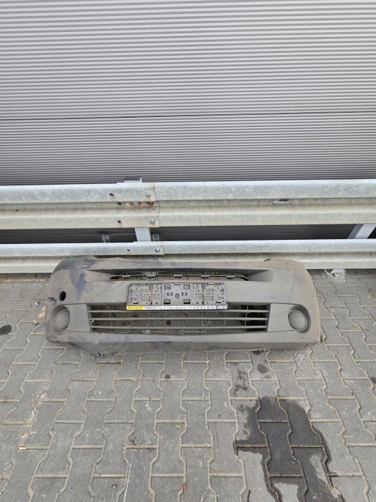 nárazník predný predok RENAULT TRAFIC OPEL VIVARO PARTNER