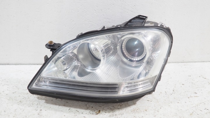 Mercedes ML W164 Licht Bi Xenon links vorne
