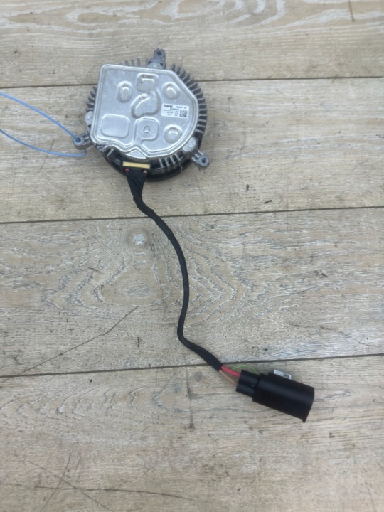 BMW X1 F48 F49 2020 Lüfter modul 7636071-09