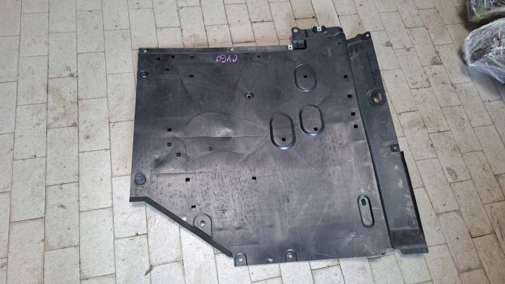 cover front chassis Mazda CX-60 2.5 eskyactiv KBB3-563H1