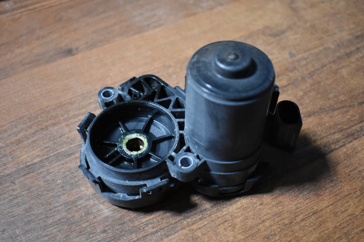 Motorino LEVA FRENO A MANO Destra MERCEDES W205 W253 1