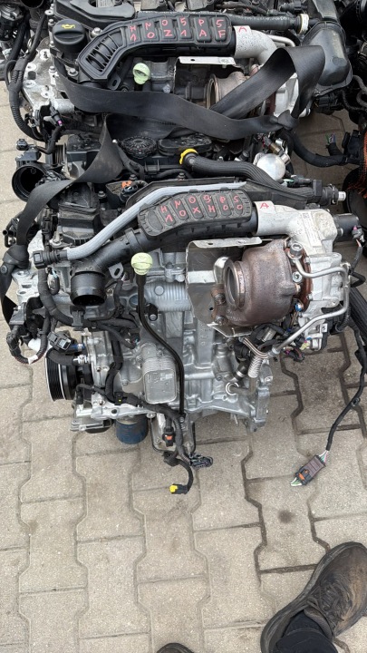 moteur complet PEUGEOT CITROEN 10XH00 PSA HN09