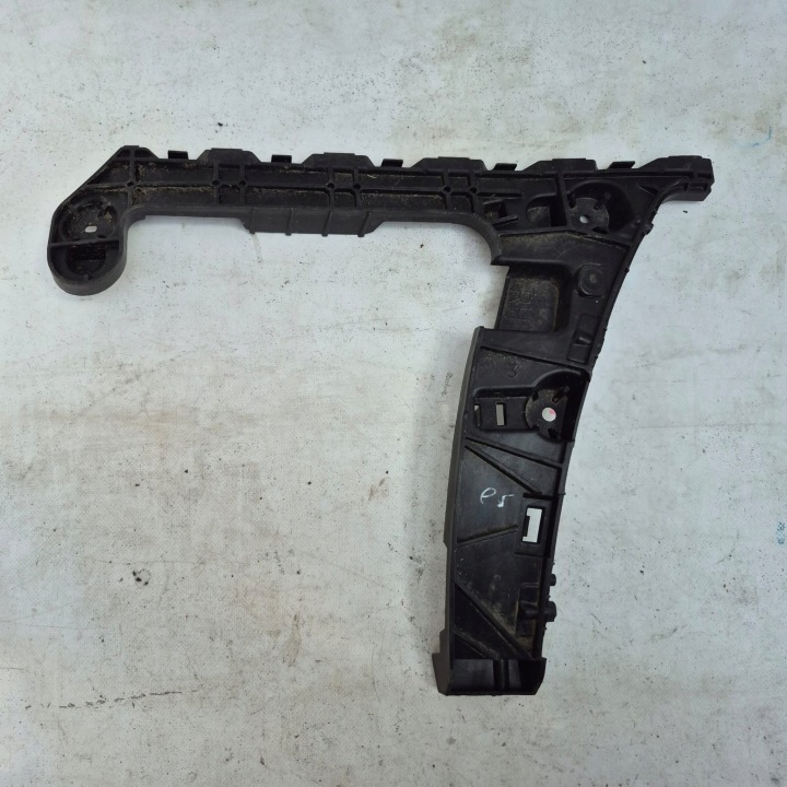 AUDI A4 B9 LIFT 8W KOMBI AVANT stoßstangenführung rechts heck hinten 8W9807454