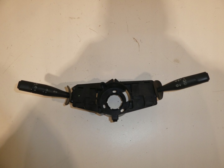 steering wheel levers and controls control PEUGEOT 206 34394302