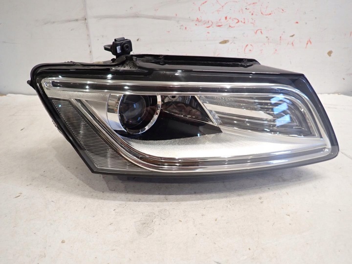 Licht vorne vorne rechts AUDI Q5 LIFT 2012- BI-XENON SKR 8R0941032C