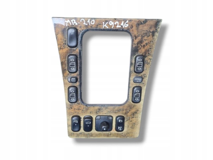 Przyciski des Fensers Mercedes-Benz E W210 facelift 2000 2108213951