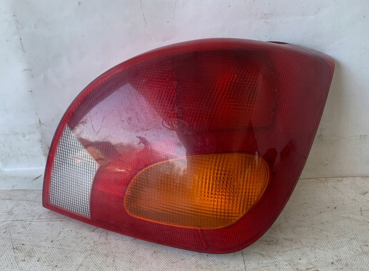 # light right rear part rear FORD FIESTA MK4