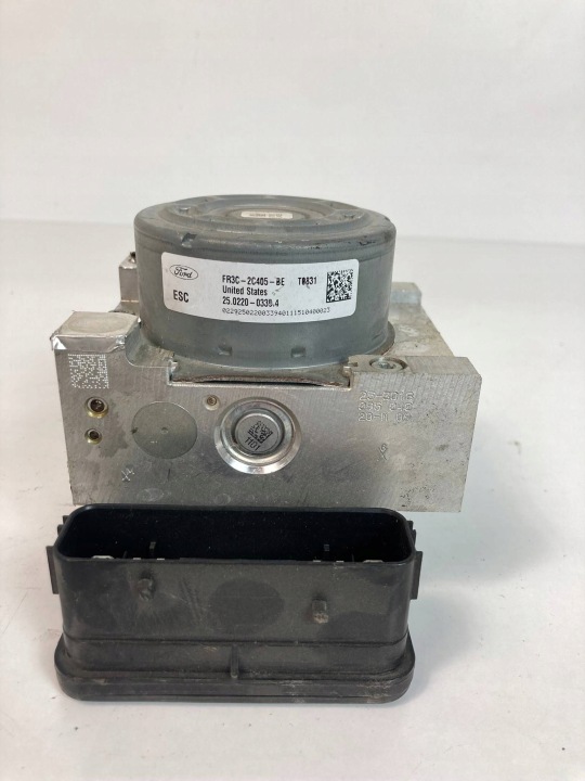 Ford Mustang VI 2.3 Pumpe ABS Hauptbremszylinder Bremspumpe FR3C-2C219-BE