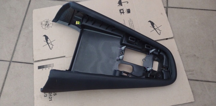 TUNEL střední RENAULT CAPTUR II 969127906R