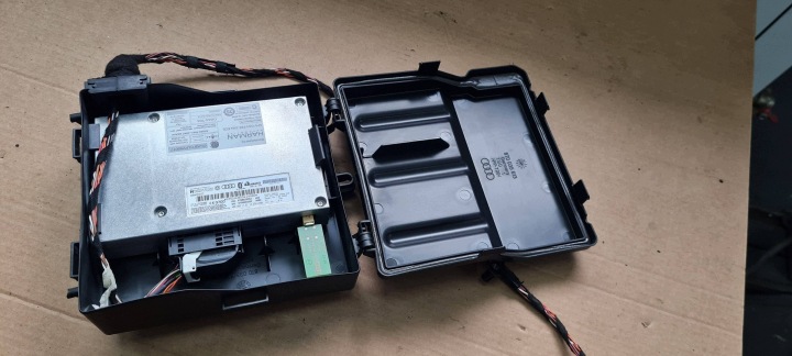 Q5 8R SQ5 LIFT modulo BLUETOOTH Centralina Spina 8T0862335E A4 B8 A5